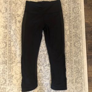 Lululemon Var-City Crop 4